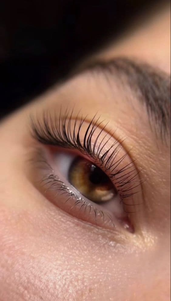 Resultado de lifting de pestanas en Vera Estetica